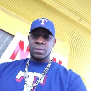 Meet your Posher, Leo